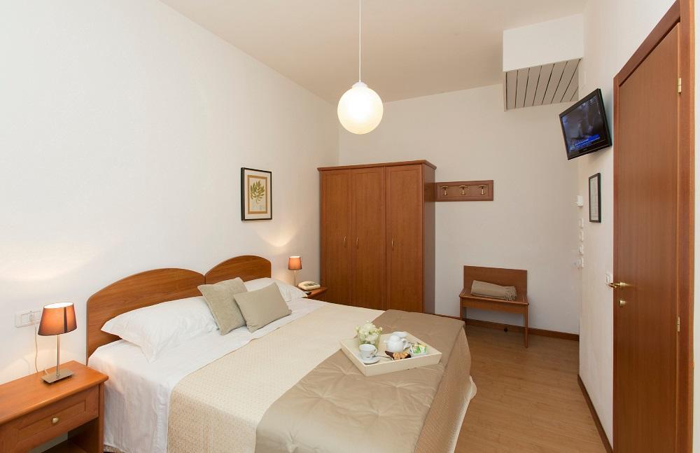 Hotel Giulietta Сенигалия Екстериор снимка