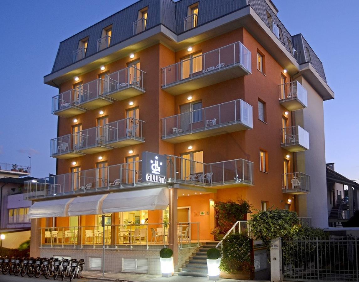 Hotel Giulietta Сенигалия Екстериор снимка